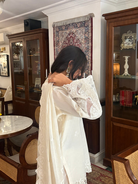 Mahwish Ivory Set