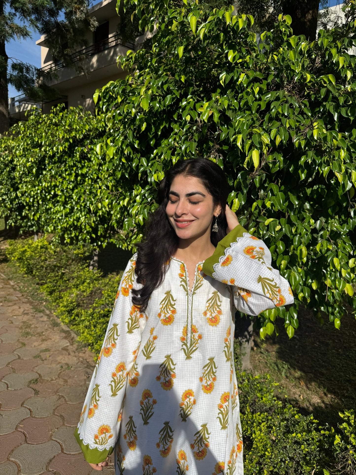 Ameera - The Khushnuma