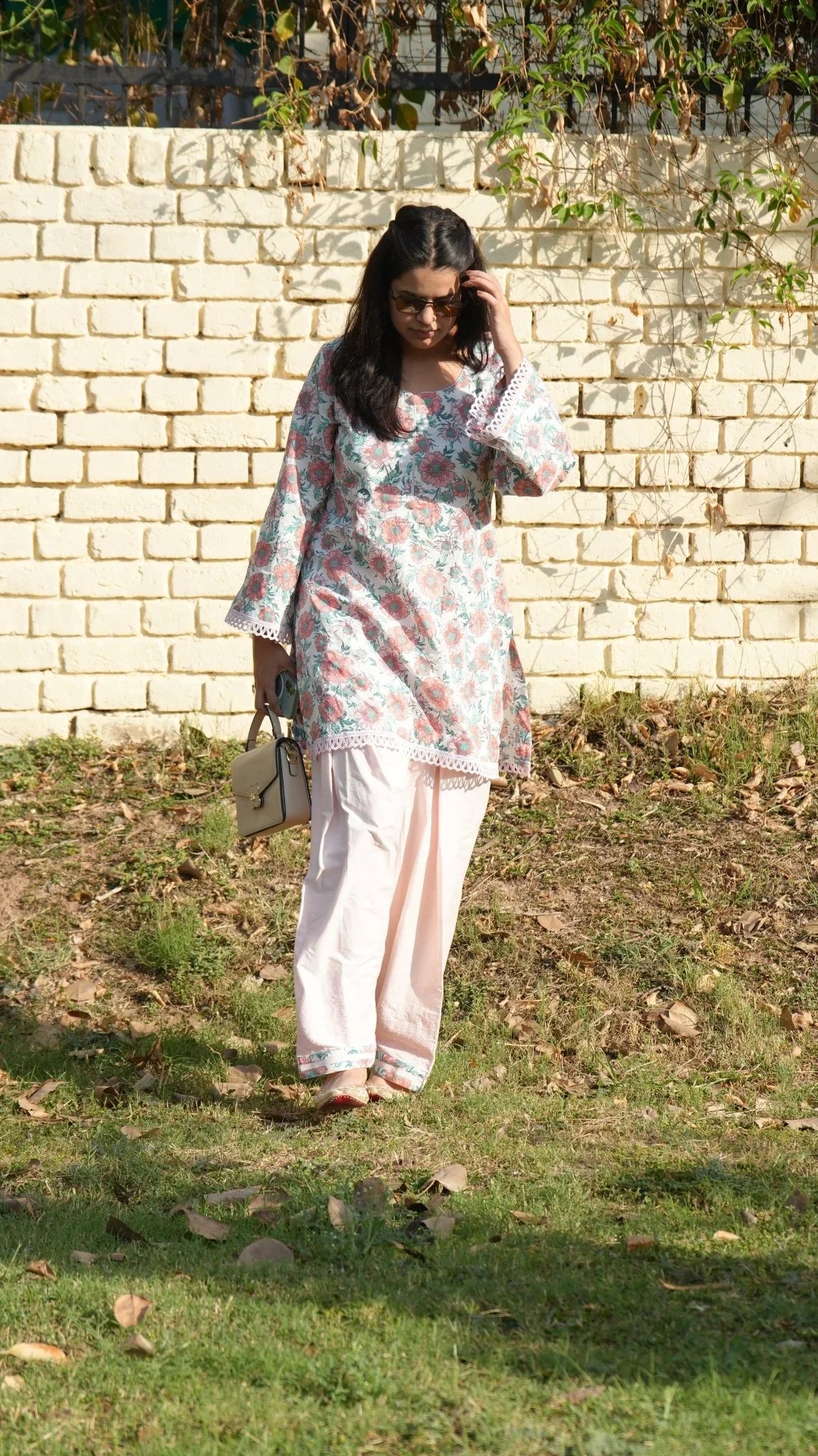 Bagh - o - Peach - The Khushnuma