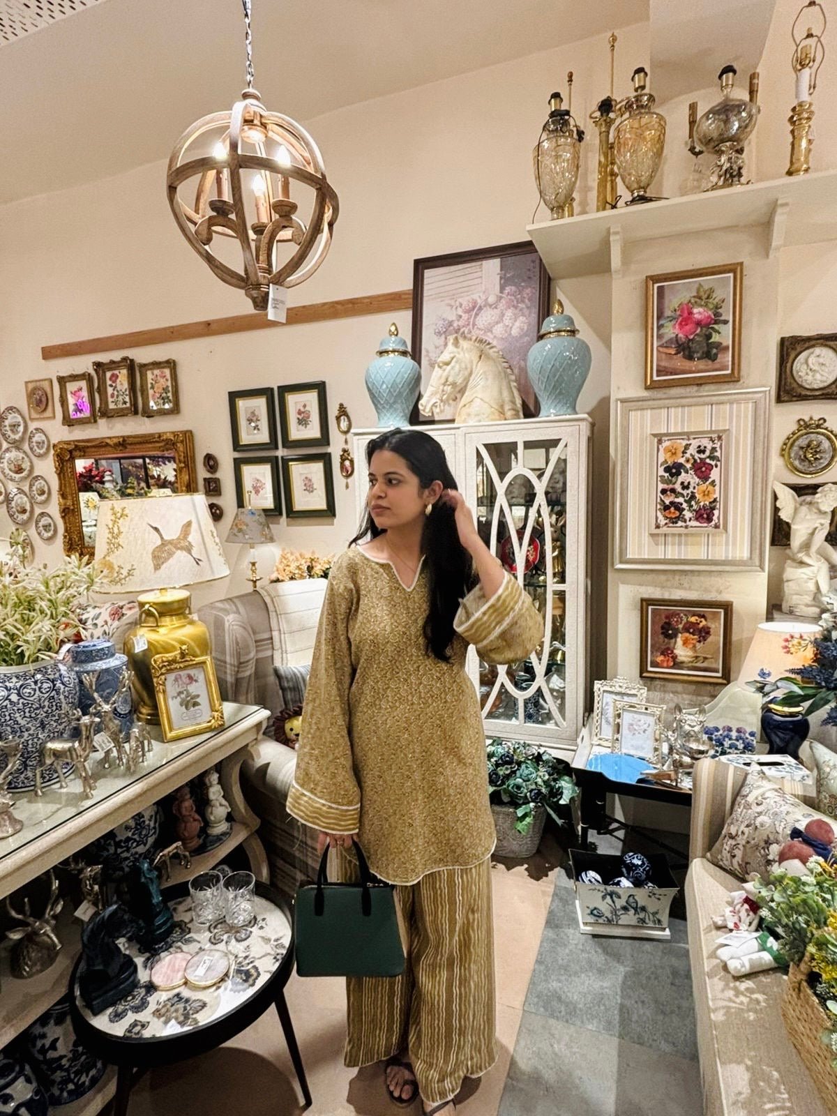 Wahida “Minimalism in Motion” - The Khushnuma